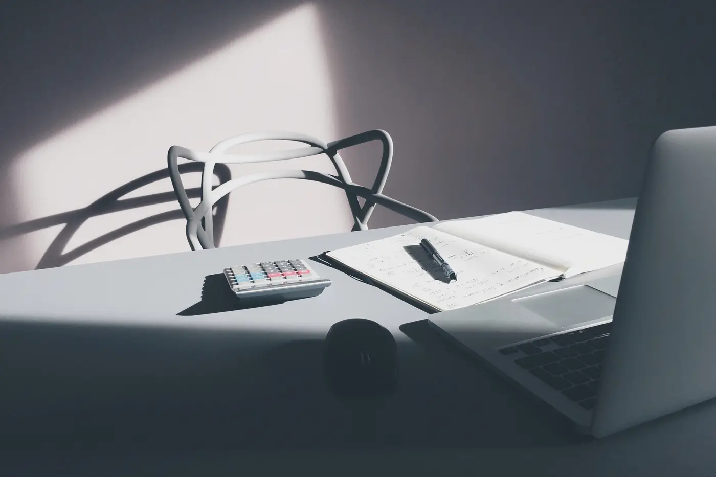 Calculator and notebook for calculating an IB Diploma score